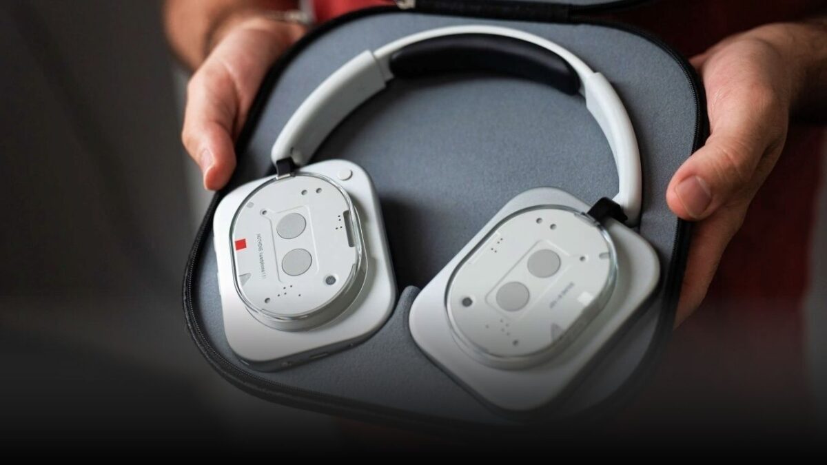 Nothing Headphone (1)