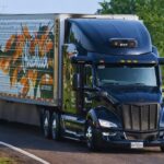 Truk Tanpa Sopir Aurora Pecahkan Rekor Jarak 1.600 Km Tanpa Henti